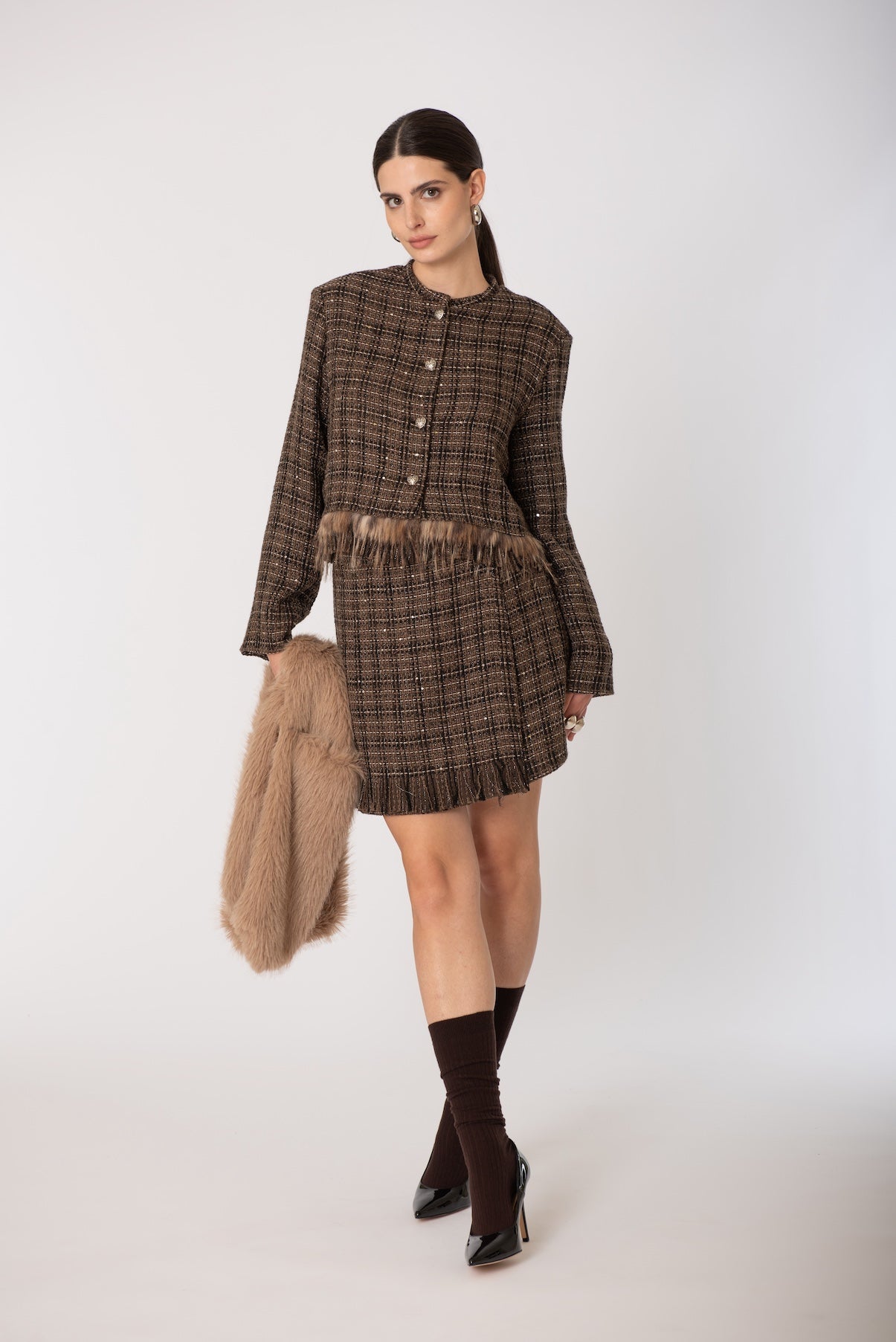Giacca chanel con profilo ecopelle