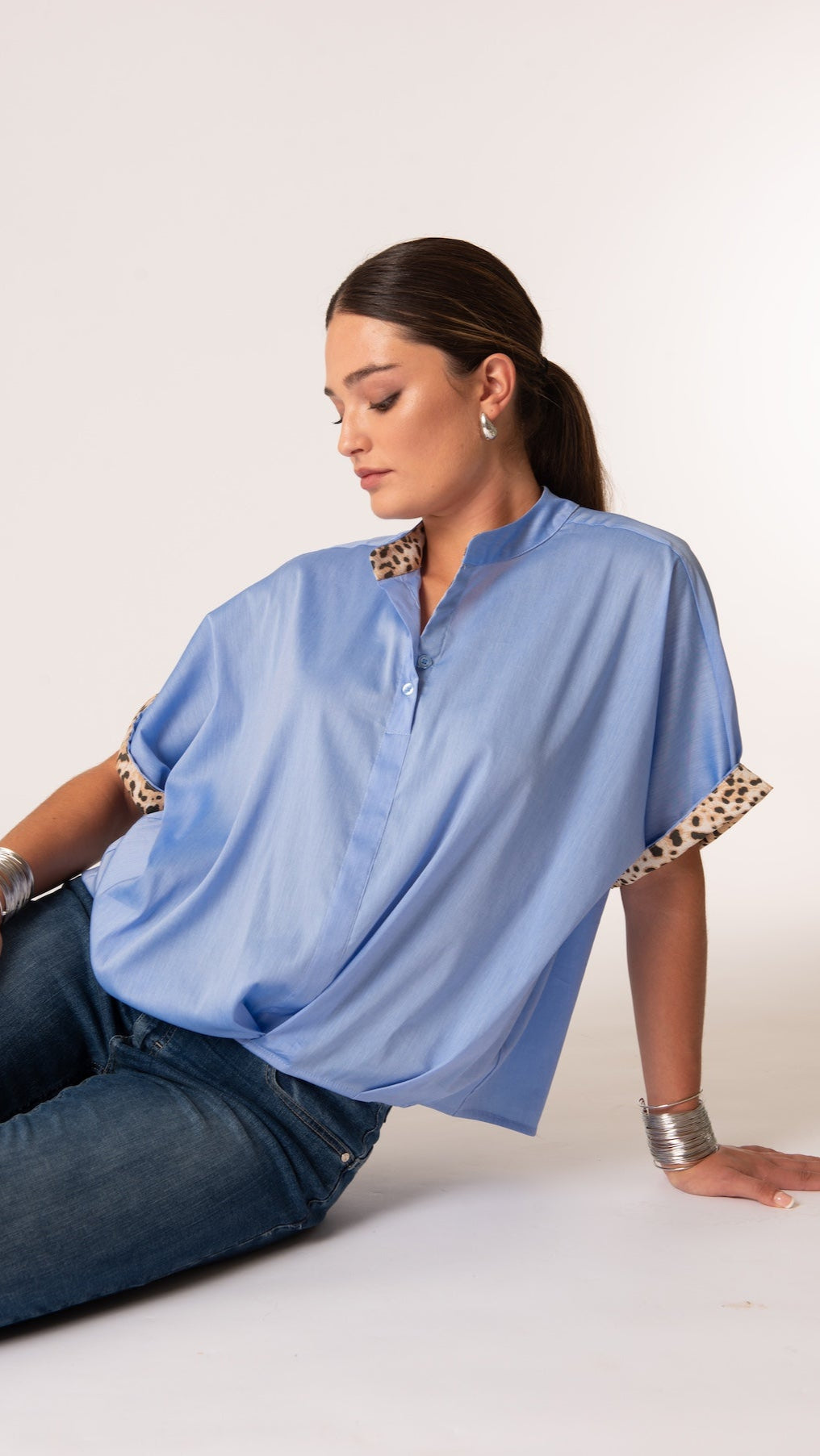 Blusa in cotone con inserto animalier - Curvy