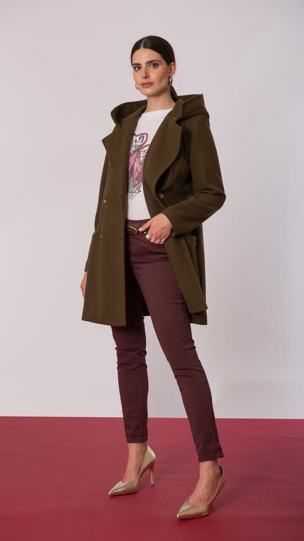 Cappotto doppiopetto con cappuccio