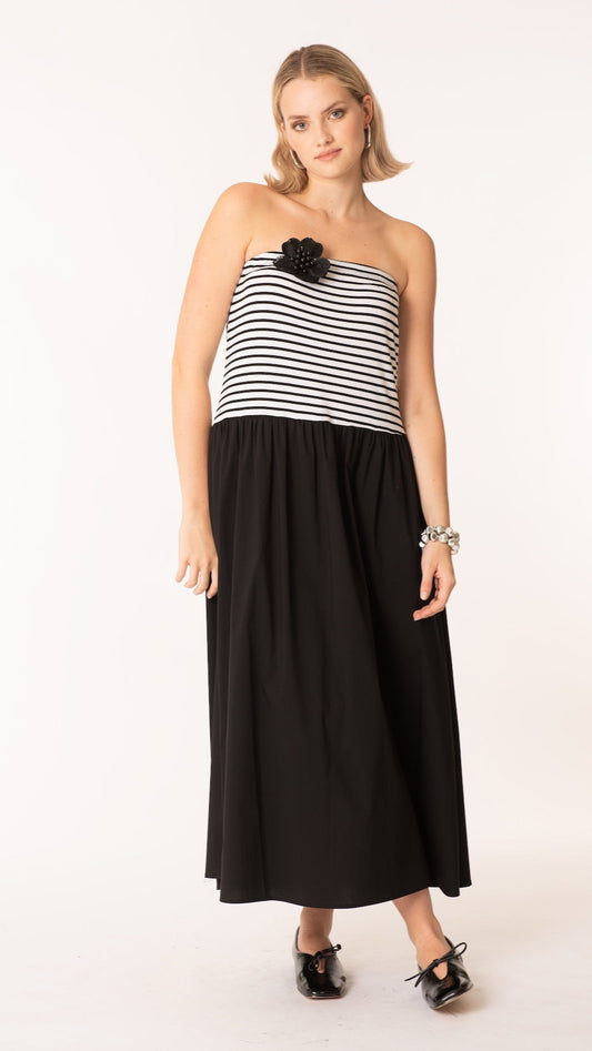 Abito a fascia rigato con spilla - Curvy